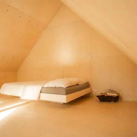 Schody Do Wody Linia Brzegowa Jeziora Kaszuby Domek alpejski *