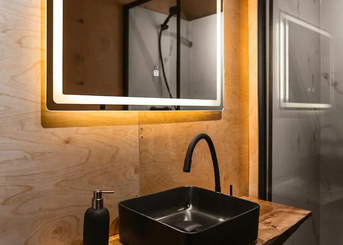 Linia Brzegowa Jeziora Kaszuby Sauna I Balia *